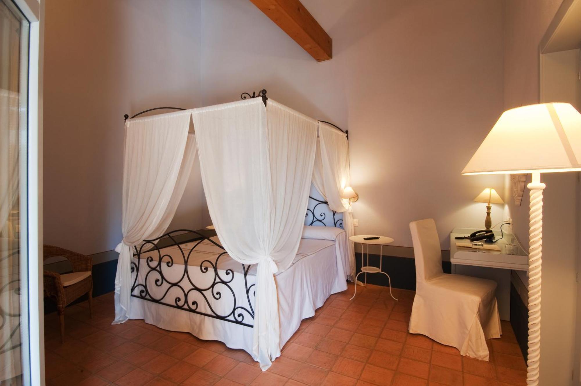 Aquae Sinis Albergo Diffuso Càbras Rom bilde